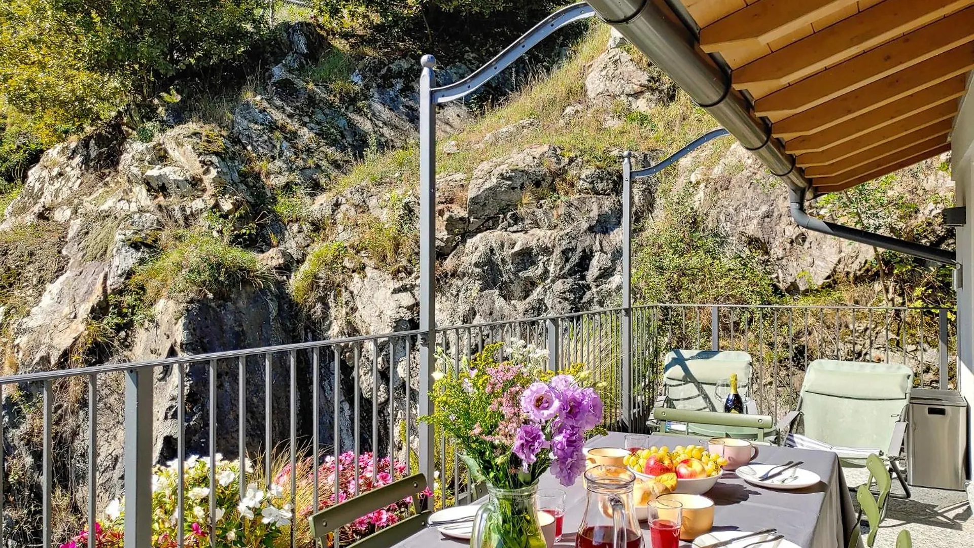 Dascio Salute Ferienwohnung Mit Panorama Balkon Am See Itálie